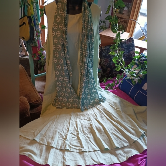 NWT Linen Dress by Cynthia Rowlry - Picture 12 of 13